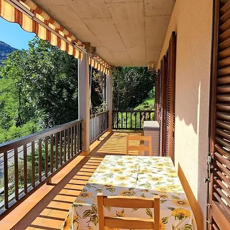 La Terrazza Апартаменти *